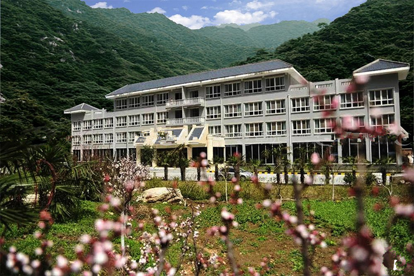 九龙湾拓展基地_西安企业培训-团建拓展公司-聚点培训电话:029